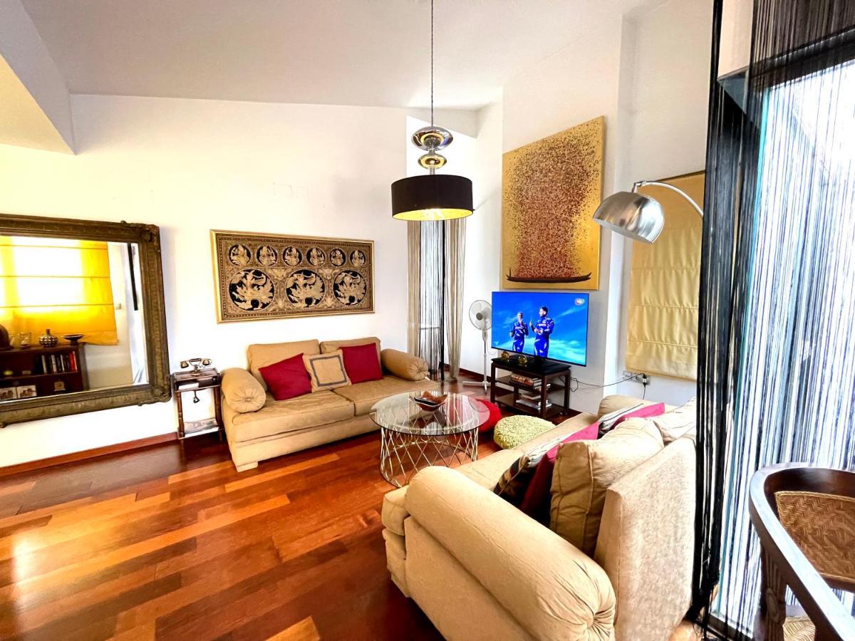 Apartment Atico En Plaza De La Constitucion 3 Bedrooms Málaga